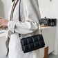 Puffy crossbodyveske