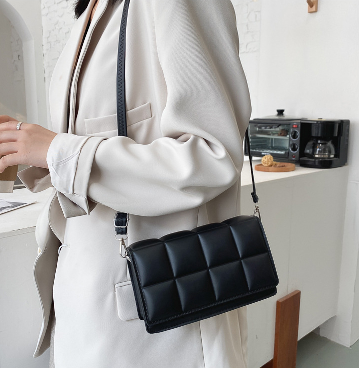 Puffy crossbodyveske